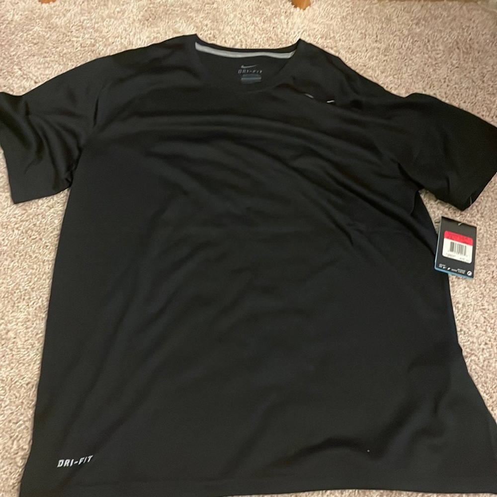 Brand new Nike dri fit shirt